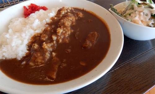 パトリア日田のカフェ「アリア」のカレー
