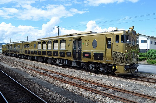 或る列車