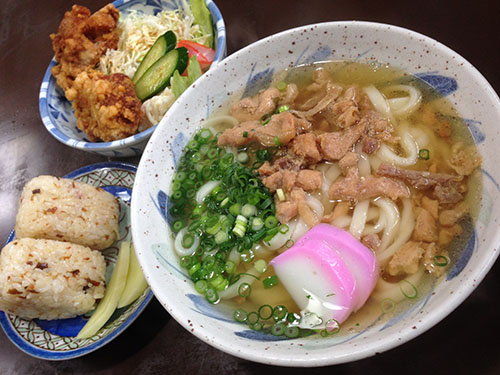 うどん定食にトッピング地鶏♪