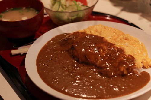 オムカレー / 850円