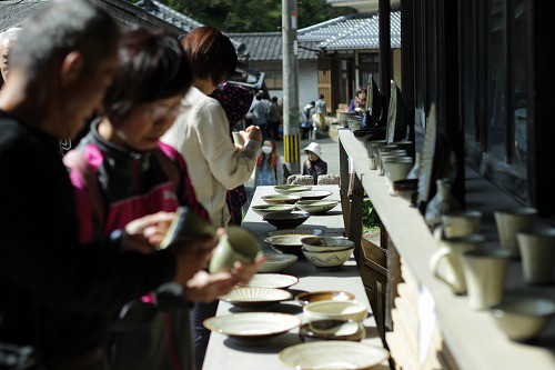 沢山の方で賑わいます