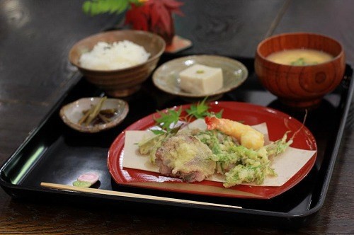 日替わり定食 / 700円