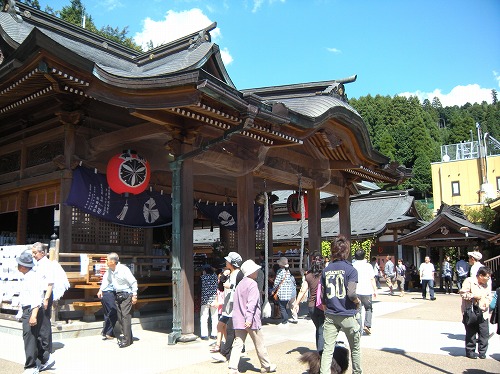 秋の大祭の様子です
